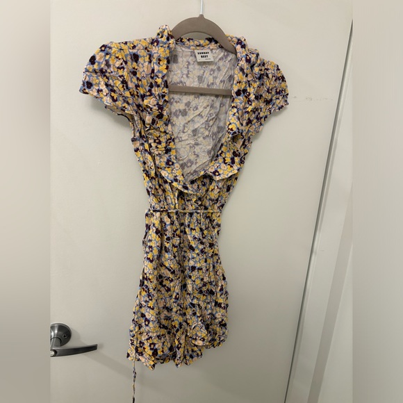 Aritzia summer dress (small) - Picture 2 of 4